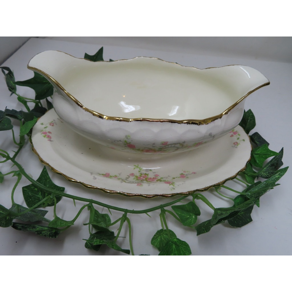 Pope Gosser PRINCESS Pink Rose Garland gravy bowl boat on oval plate